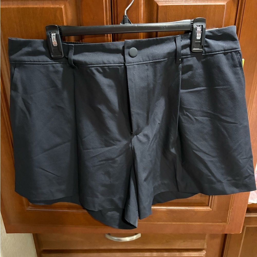 all in motion Black Flat-Golf Performance Shorts NWT